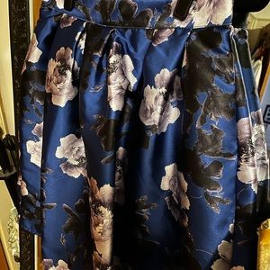 NEW TOV Blue Floral Lined Skirt 38 Small S